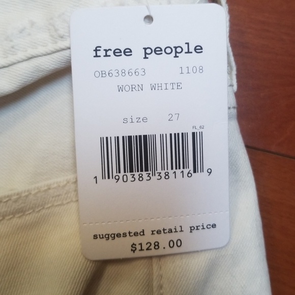 NWT Free People White Worn denim, size 27 - Picture 8 of 8